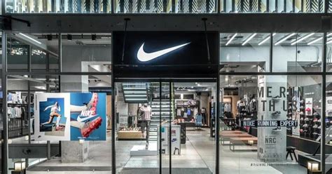 nike returns online